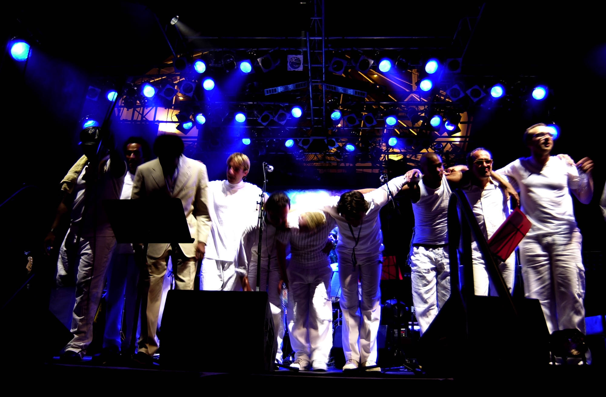 EARTH WIND & FIRE TRIBUTE - Paris Wonder Band